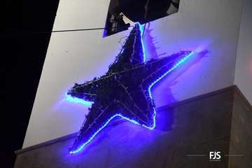 Papá Noel irrumpe en Lomo Magullo en un 4x4/FJS Fotografía.